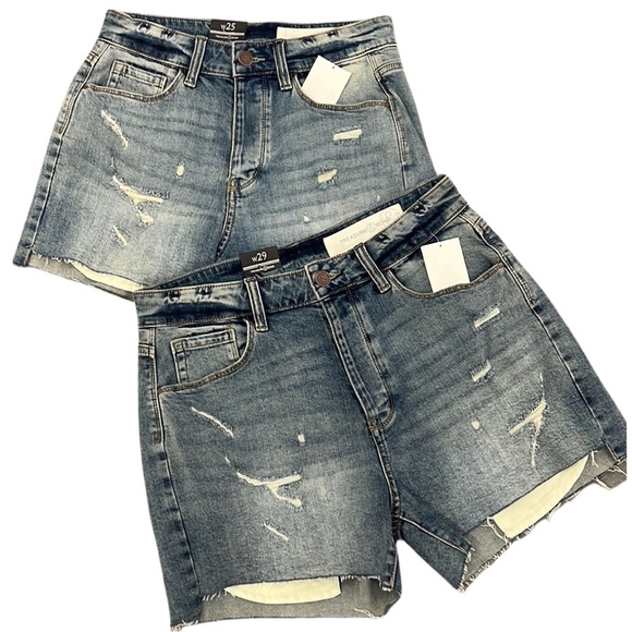 NWT Treasure Bond Distressed Shorts - Picture 1 of 8